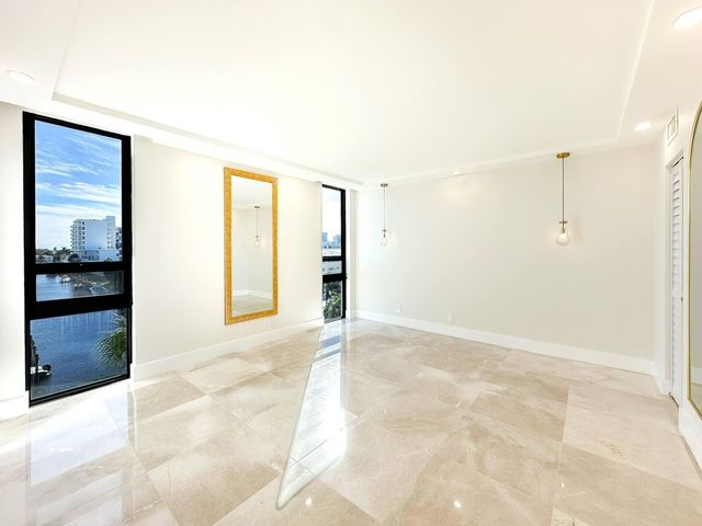 4800 Bayview Drive 503, Fort Lauderdale, FL 33308