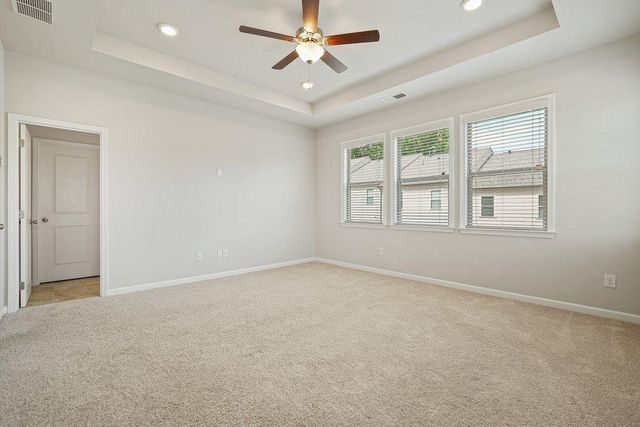 4240 Hickory Pine Alley, Doraville, GA 30360