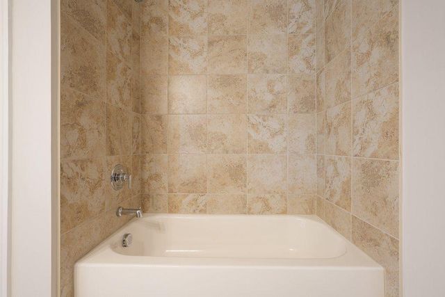 4240 Hickory Pine Alley, Doraville, GA 30360