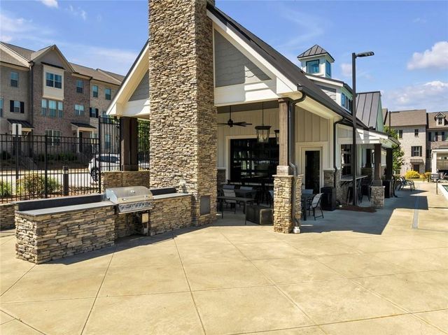 4240 Hickory Pine Alley, Doraville, GA 30360