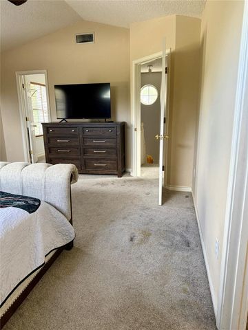 1201 Burkett CIR, Cameron, TX 76520