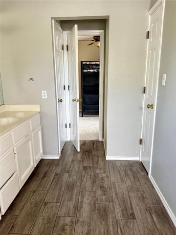 1201 Burkett CIR, Cameron, TX 76520