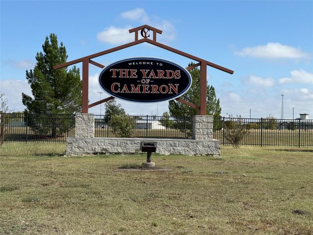 1201 Burkett CIR, Cameron, TX 76520