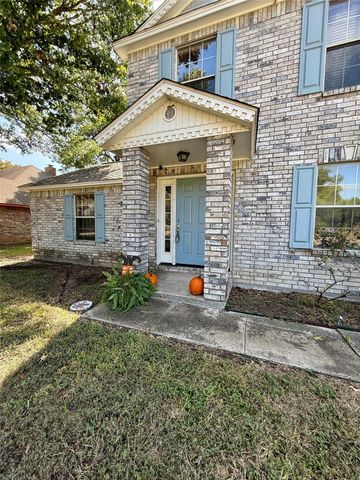 1201 Burkett CIR, Cameron, TX 76520