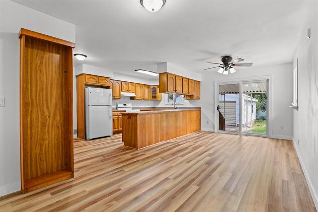 3815 Walton Drive, Lansing, MI 48910
