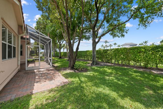 8245 Marsala Way, Boynton Beach, FL 33472