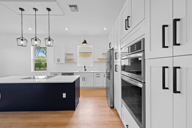 8245 Marsala Way, Boynton Beach, FL 33472