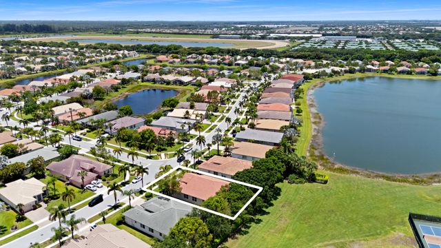 8245 Marsala Way, Boynton Beach, FL 33472