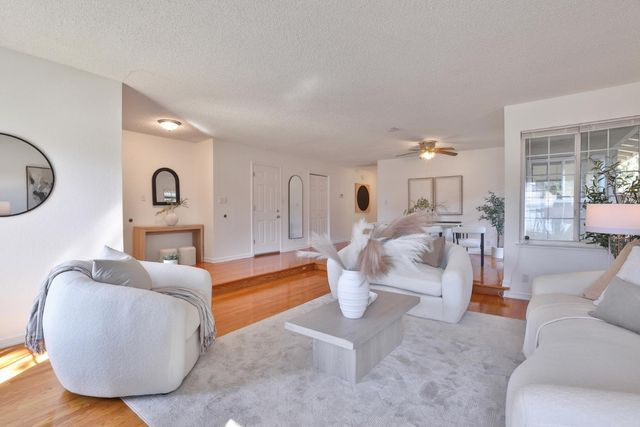 125 Sugar Maple Drive, San Jose, CA 95136