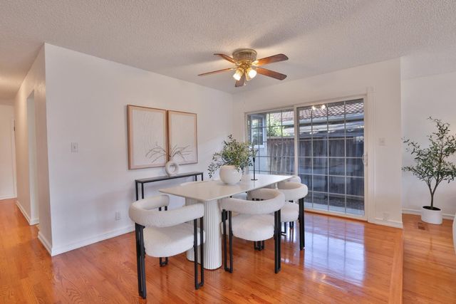 125 Sugar Maple Drive, San Jose, CA 95136