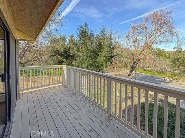 230 Via Del Caballo, Oak Park, CA 91377