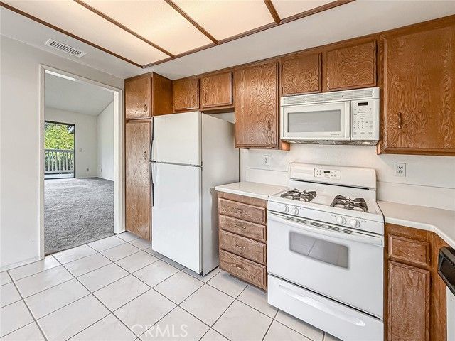 230 Via Del Caballo, Oak Park, CA 91377