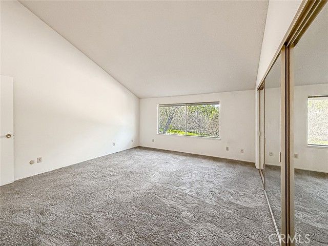 230 Via Del Caballo, Oak Park, CA 91377