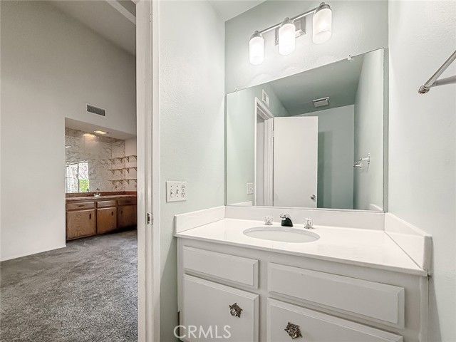 230 Via Del Caballo, Oak Park, CA 91377