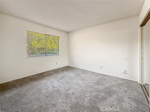 230 Via Del Caballo, Oak Park, CA 91377