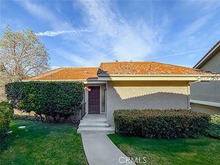 230 Via Del Caballo, Oak Park, CA 91377
