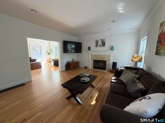 25 Bauer Pl Extension, Westport, CT 06880