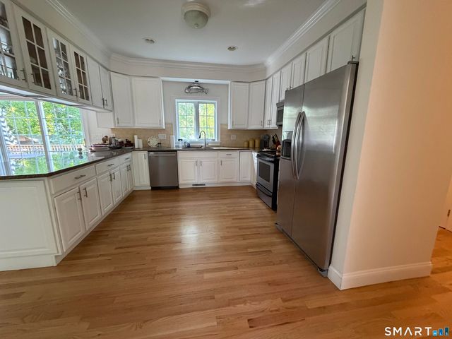 25 Bauer Pl Extension, Westport, CT 06880