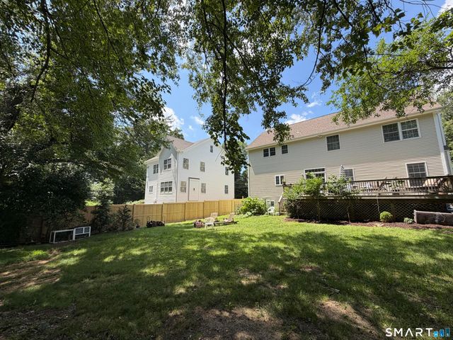 25 Bauer Pl Extension, Westport, CT 06880