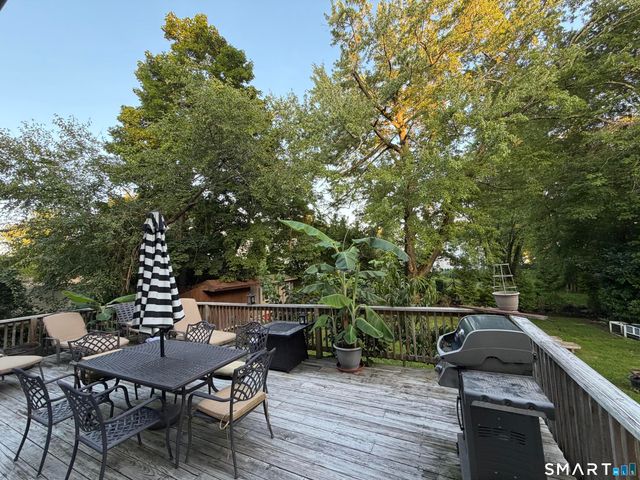 25 Bauer Pl Extension, Westport, CT 06880