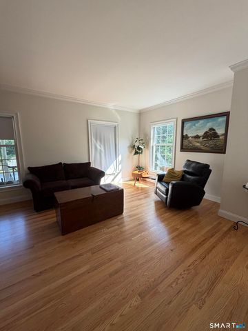 25 Bauer Pl Extension, Westport, CT 06880