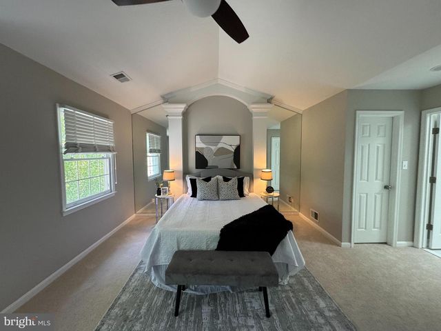11400 NIGHT STAR WAY, Reston, VA 20194