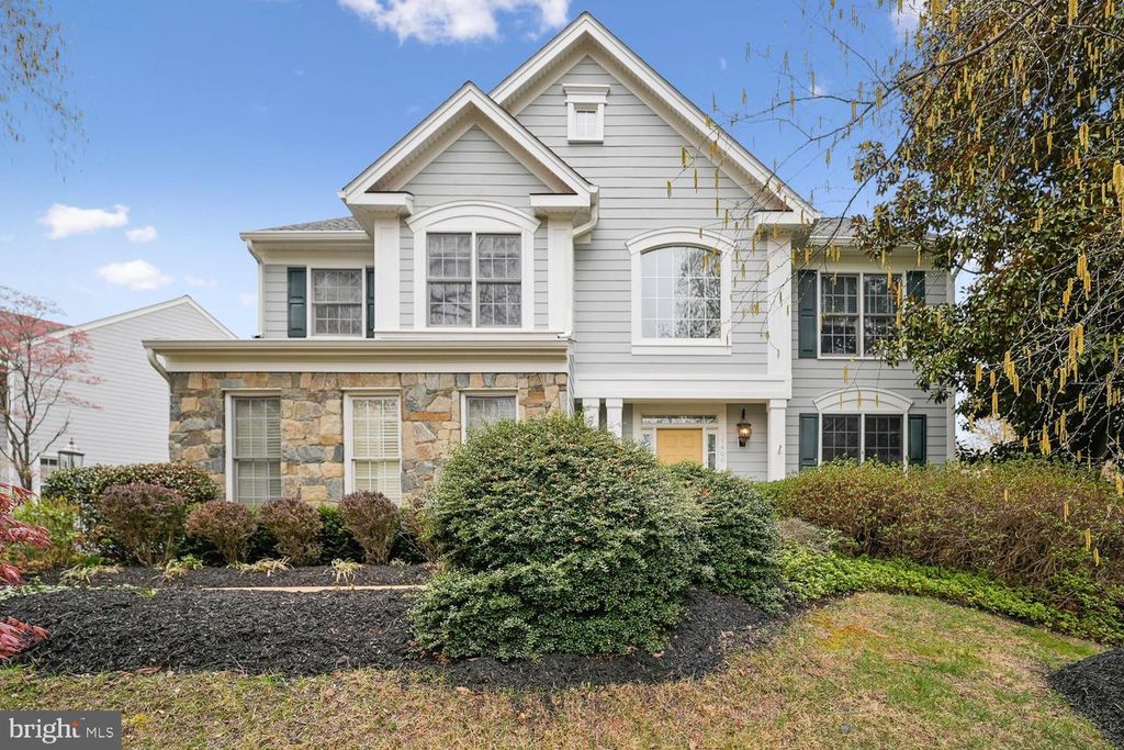 11400 NIGHT STAR WAY, Reston, VA 20194