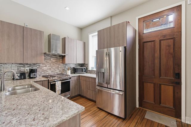 206 Wade Street, Cincinnati, OH 45202