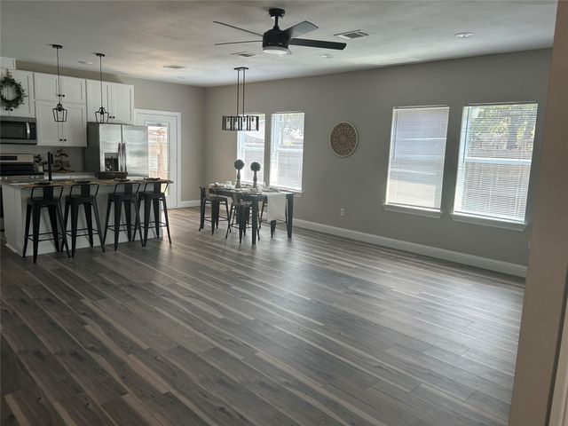 739 Oak Leaf Trail, East Tawakoni, TX 75472