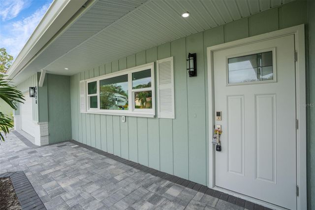 5528 BRIARCLIFF DRIVE, Sarasota, FL 34232