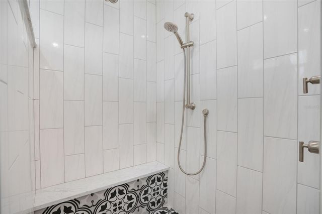 5528 BRIARCLIFF DRIVE, Sarasota, FL 34232