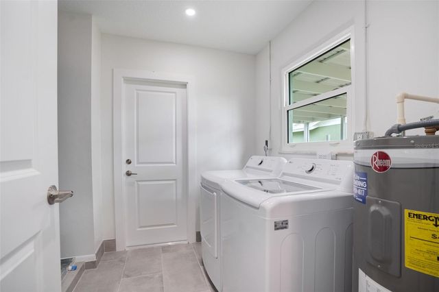5528 BRIARCLIFF DRIVE, Sarasota, FL 34232