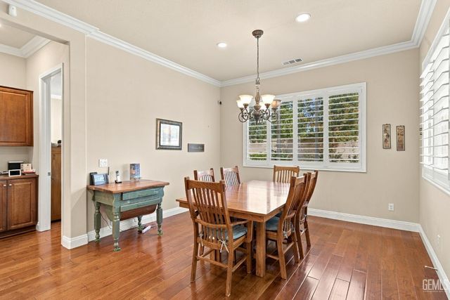14304 Del Webb Court, Bakersfield, CA 93306