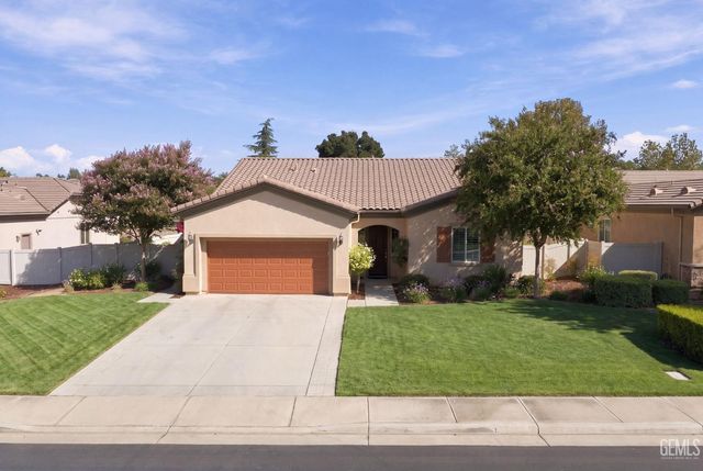 14304 Del Webb Court, Bakersfield, CA 93306