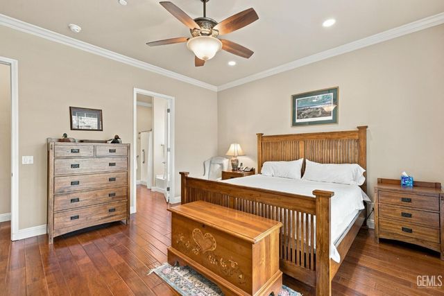14304 Del Webb Court, Bakersfield, CA 93306