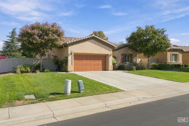 14304 Del Webb Court, Bakersfield, CA 93306