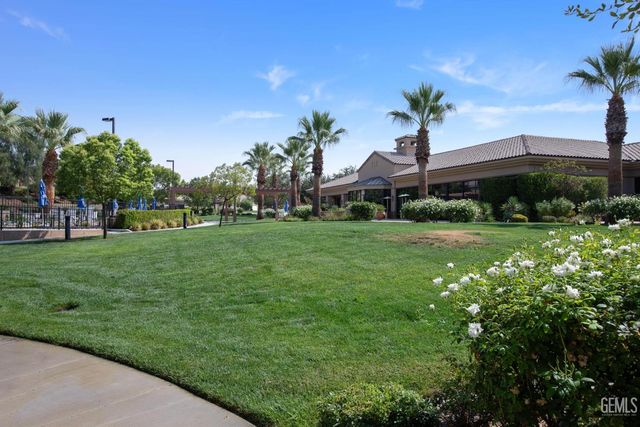 14304 Del Webb Court, Bakersfield, CA 93306