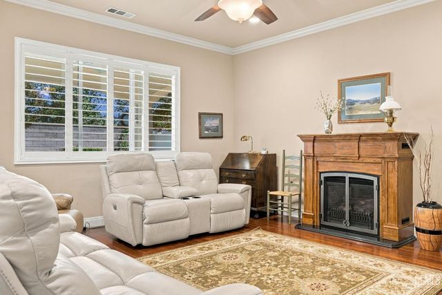 14304 Del Webb Court, Bakersfield, CA 93306