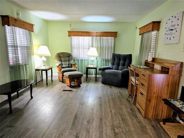 6235 PARKSEND LANE, Zephyrhills, FL 33542