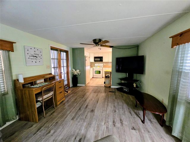 6235 PARKSEND LANE, Zephyrhills, FL 33542
