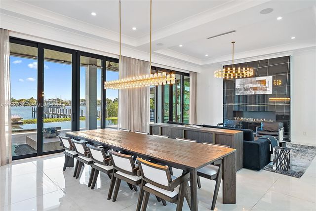 9 Bamboo Ln, Jupiter, FL 33458