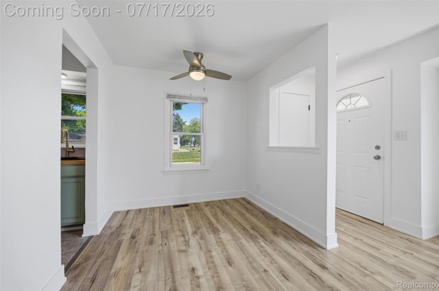 972 Arlene Avenue, Pontiac, MI 48340