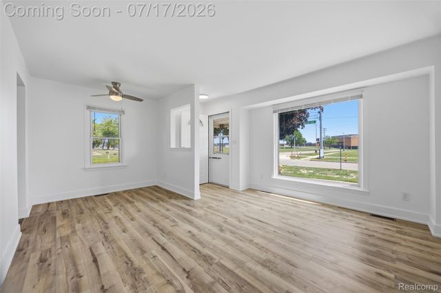 972 Arlene Avenue, Pontiac, MI 48340
