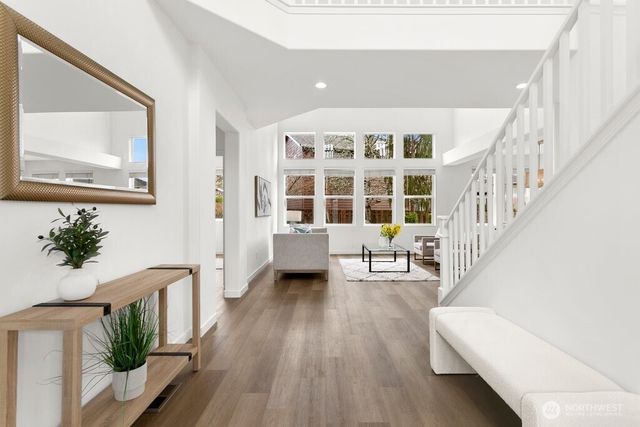 24023 SE 10th Street, Sammamish, WA 98075