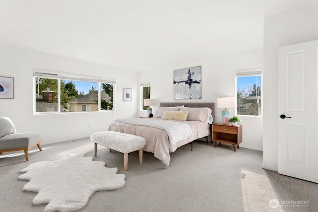 24023 SE 10th Street, Sammamish, WA 98075