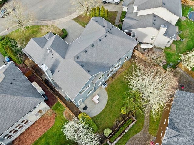 24023 SE 10th Street, Sammamish, WA 98075