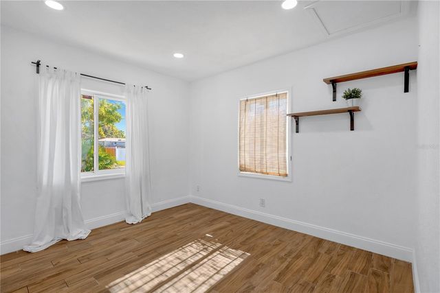 4400 44TH AVENUE N, St Petersburg, FL 33714