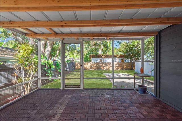 4400 44TH AVENUE N, St Petersburg, FL 33714