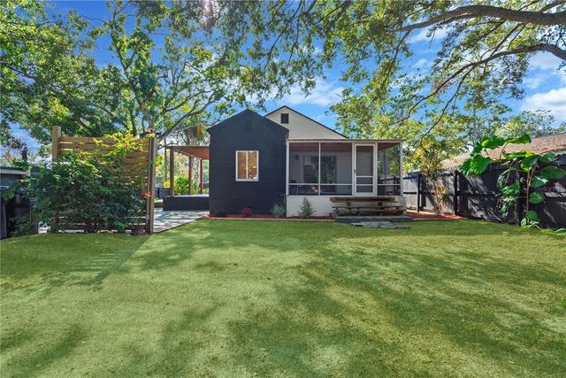 4400 44TH AVENUE N, St Petersburg, FL 33714