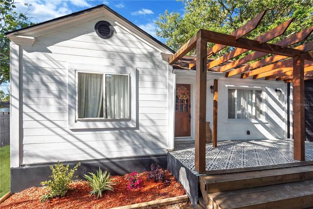 4400 44TH AVENUE N, St Petersburg, FL 33714